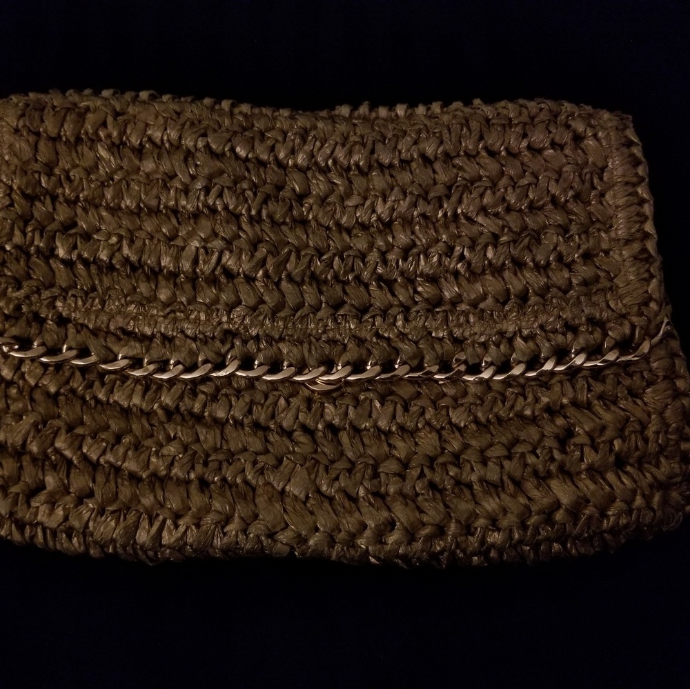 Gold clutch